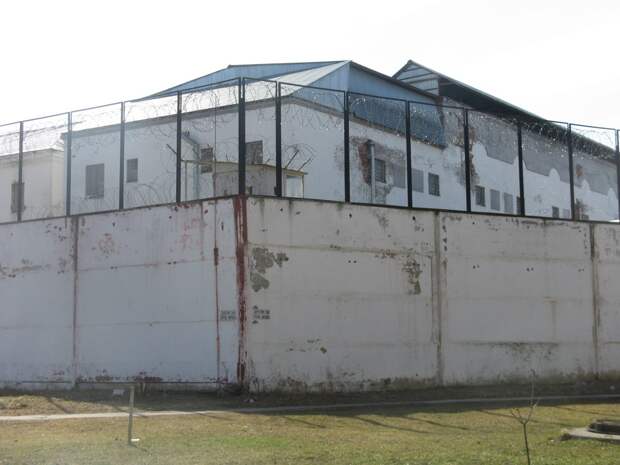 Законно ли подвергают цензуре письма моего мужа, находящегося в СИЗО?