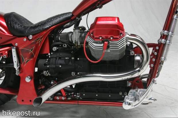 Чоппер Moto Guzzi Rosso Mondello