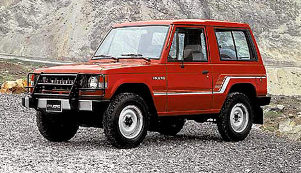 Настоящий внедорожник Mitsubishi Pajero — причина зависти конкурентов.