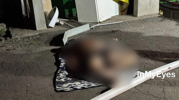 БПЛА ударил по дому в Макеевке. Фото © Telegram / Война Глазами Журналиста