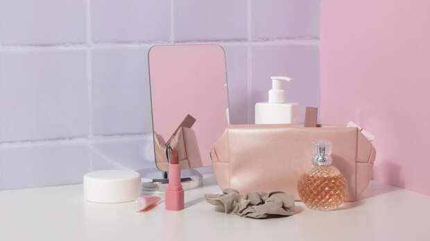 Ванная опасна для косметики: 9 бьюти-средств, которые лучше убрать оттуда