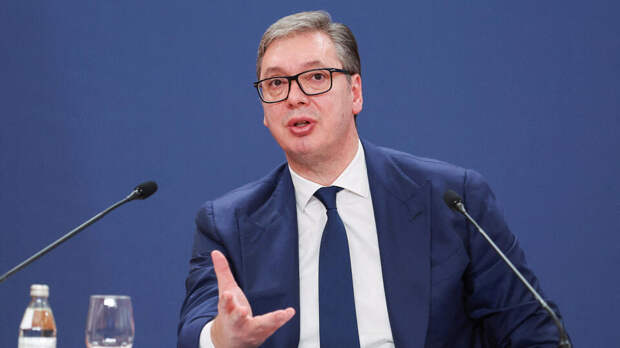 Вучич призвал Запад перестать демонизировать Россию