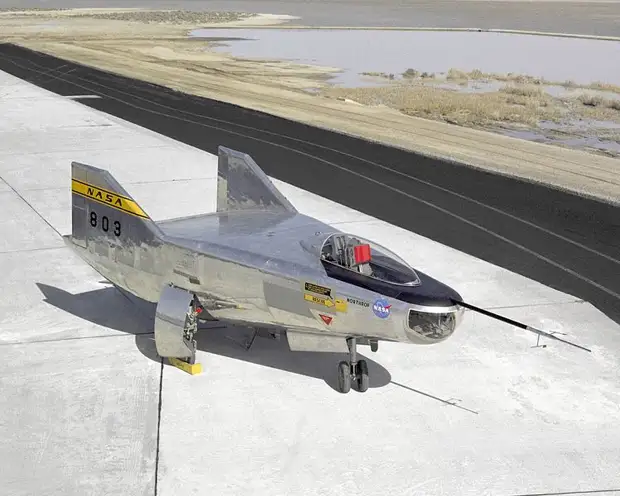 File:Northrop M2-F2.jpg