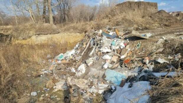 Незаконные свалки в трёх районах Барнаула расчистят почти за 6 млн рублей