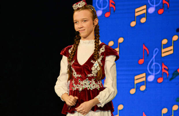 ДЦП белән авыручы җырчы Зәмирәнең әнисе: Кызым үзе турында: «Мин – татар кызы», - ди