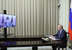 Песков рассказал о тоне переговоров Путина и Байдена