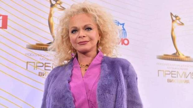 «Я с ней ещё не общалась»: адвокат Ларисы Долиной не в курсе последних событий вокруг певицы