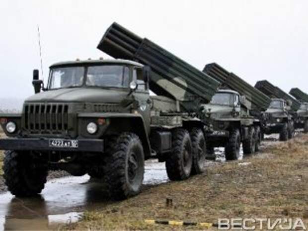 Российская армия подогнала к границе установки «Бук» и «Град» Российская армия подогнала к границе установки «Бук» и «Град»