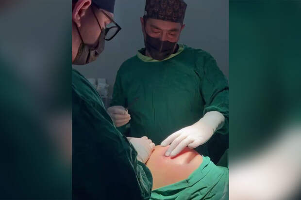 В Подмосковье врачи спасли женщину после пластической операции на ягодицах