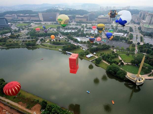 BalloonFestivals08 Самые зрелищные фестивали воздушных шаров