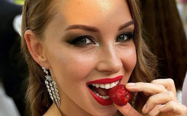 Полина Диброва