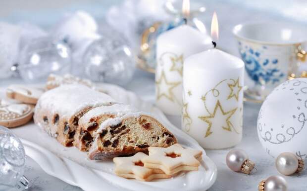 Christmas-cookies-and-candles (700x437, 60Kb)
