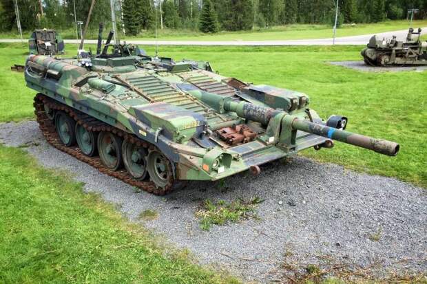 Strv 103C: внутри шведского ноу-хау