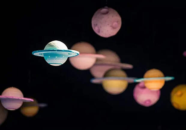 От миллионов до триллионов лет: сколько живут планеты