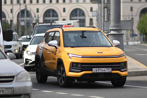 Алиханов сообщил о готовности списка автомобилей для такси