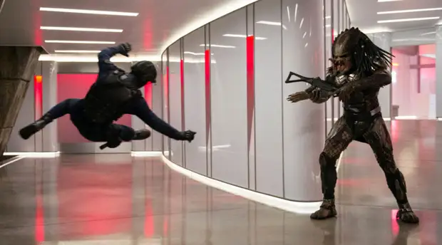 С юмором, но без Шварценеггера: в российский прокат вышел «Хищник» Шейна Блэка