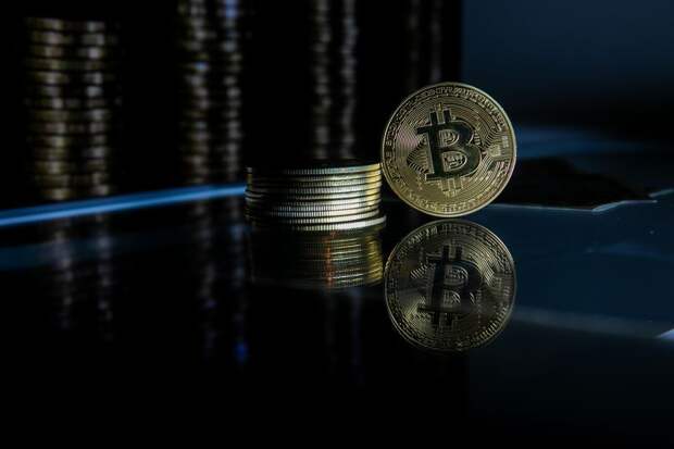 В Минфине оценили суточный объем криптоопераций в РФ в 50 млрд рублей