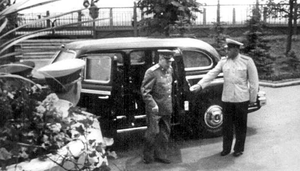 Сколько зарабатывали Ленин и Сталин