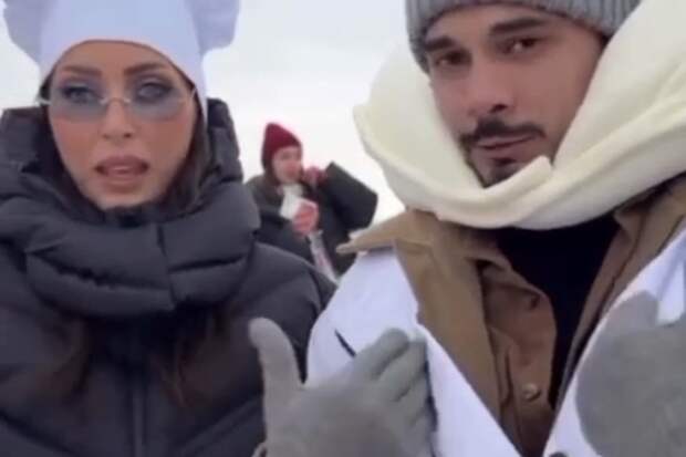 Певец Natan оделся в костюм пельменя