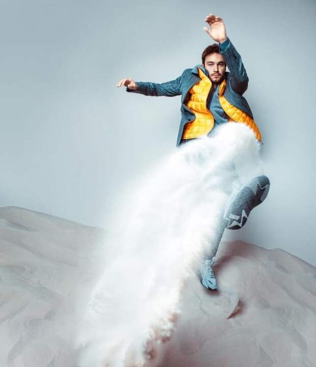 Бизнесмен, поэт и просто звезда: За что мы любим Александра Петрова