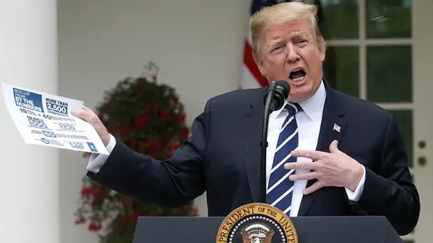 Тактический ход: Трамп подключил разведку к выяснению обстоятельств слежки на выборах 2016 года