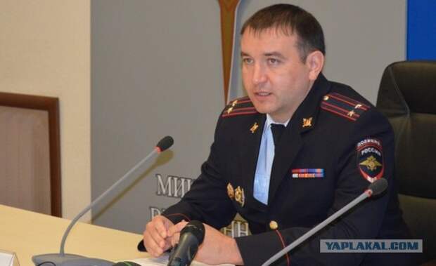 Полковник МВД Татарстана устроил к себе на службу 12-летнюю дочь друга-бизнесмена