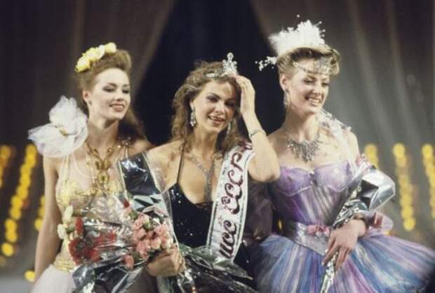 Участницы конкурса красоты *Мисс СССР-1989* | Фото: startface.net