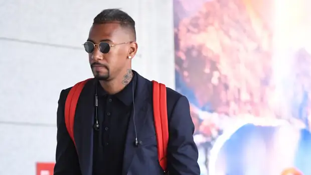 В «Баварии» назвали причину желания Боатенга покинуть клуб