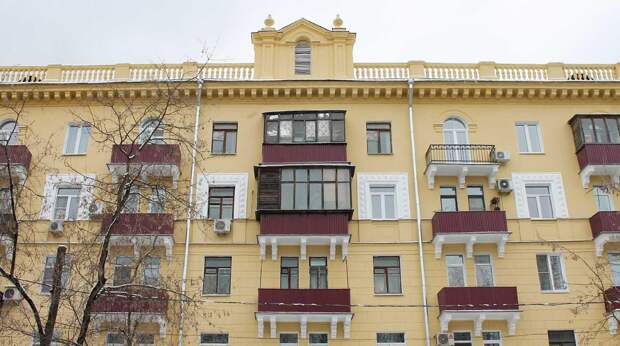 В Москве обновили 18 домов с вазонами на фасадах