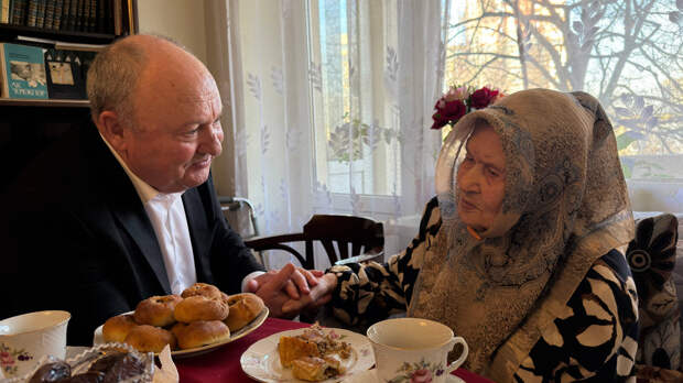 Полпред РТ в РФ поздравил с 103-летием дочь имама Ибрагима Гаитова