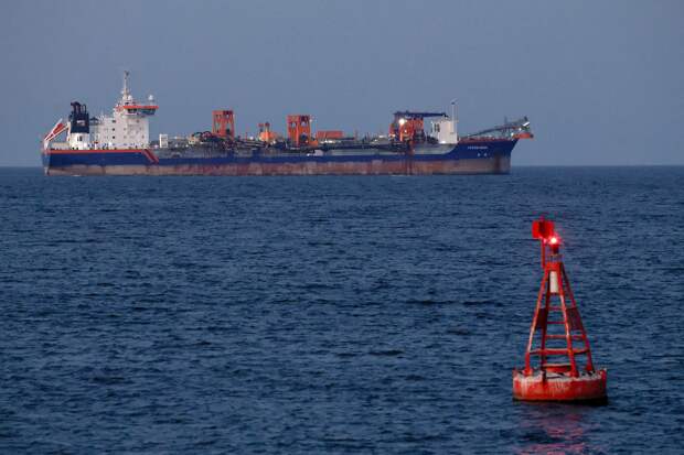 Иран восстановил военный режим контроля над Ормузским проливом