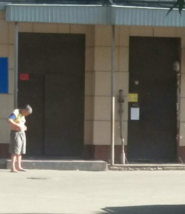 Когда душой ты уже на курорте Когда душой ты уже на курорте водоем, загар, курорт, наглость, плавки, пляж, прикол, юмор