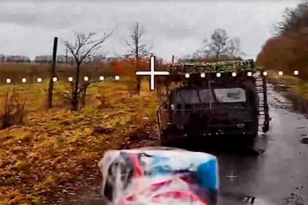 Уничтожен ставший редким в составе ВСУ бронеавтомобиль Vector Pinzgauer