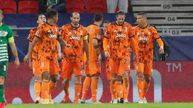 Источник: «Ювентус» и «Наполи» могут не отпустить своих футболистов в национальные сборные