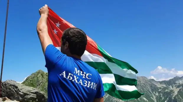 В Абхазии спасатели нашли пропавшего подростка из России