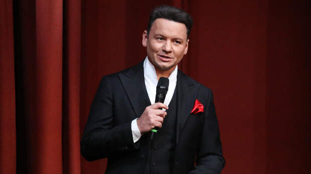 Актер Олешко: научился у Алентовой бережному отношению к семье и профессии