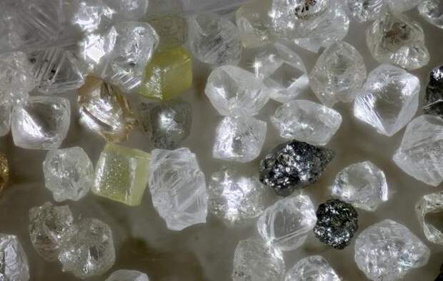 Reuters: США пересматривают санкции против алмазов РФ в сторону смягчения