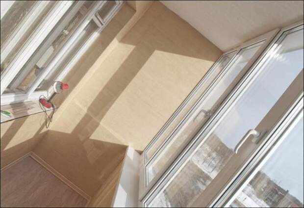 Превращаем захламленный балкон в кабинет (пошаговый фотоотчет)