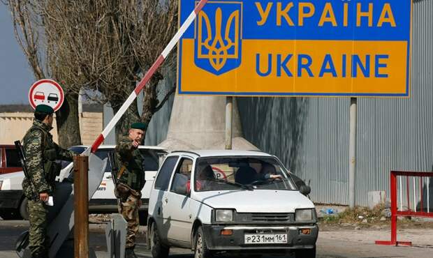 На границе с Украиной возобновил работу КПП "Новошахтинск" На границе с Украиной возобновил работу КПП "Новошахтинск"