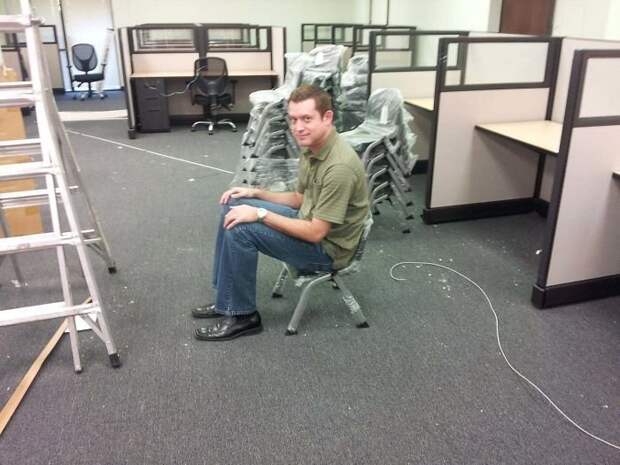 17. "Мой босс заказал стулья для офиса в интернете. Ожидания не совпали с реальностью" Ожидания и реальность, интернет-магазин, подборка, покупки в интернете, провал, смешно, фото, юмор