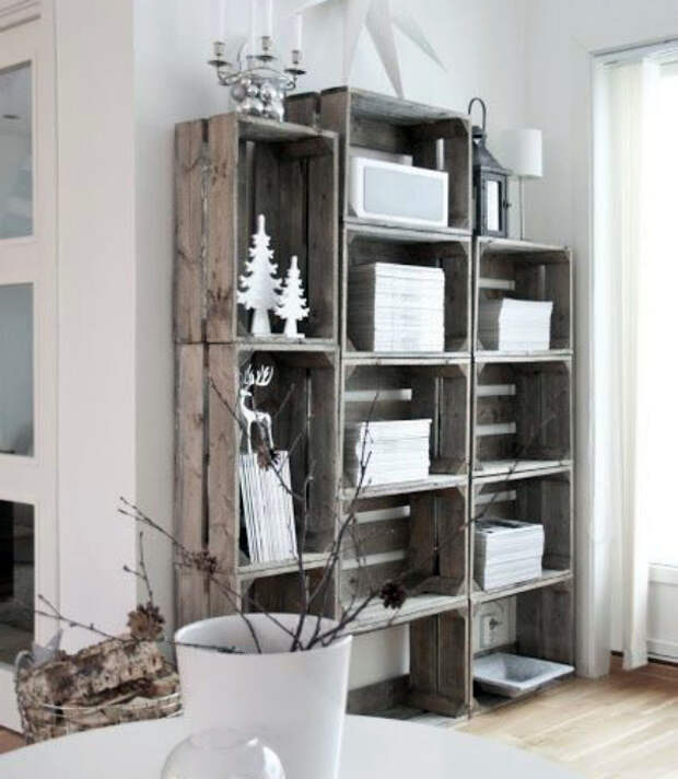 Стеллаж из ящиков. | Фото: Pinterest. Стеллаж из ящиков. | Фото: Pinterest.