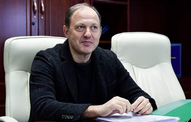 Олега Митволя задержали по подозрению в хищении 900 млн рублей. Он пытался вылететь в Дубай Олега Митволя задержали по подозрению в хищении 900 млн рублей. Он пытался вылететь в Дубай