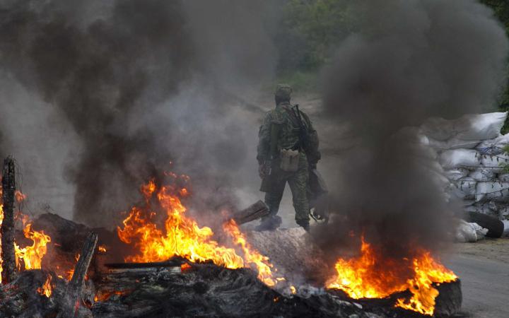 В ЛНР заявили, что украинские силовики штурмовали Луганск Ополченцы ЛНР заявили, что украинские силовики штурмовали Луганск