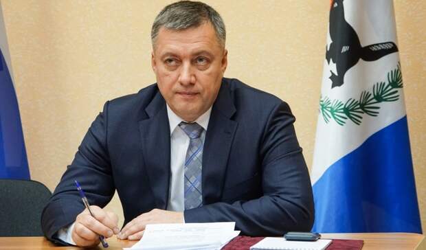 Врио губернатора Иркутской области Кобзев отвел сына в первый класс