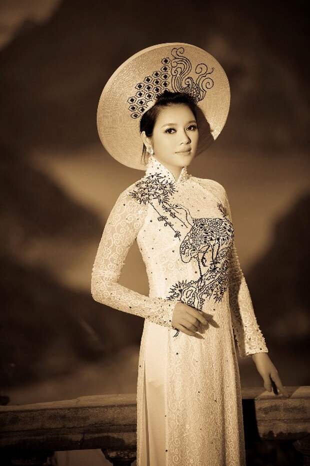 красивая вьетнамка в аозай Ly Nha Ky / Tran Thi Thanh Nhan. Фото
