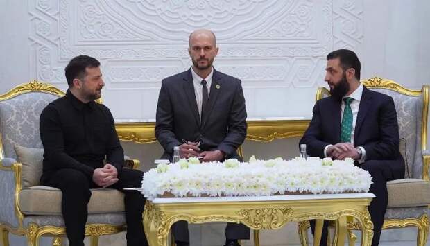 Зеленский пообещал Джулани военную помощь в обмен на сирийскую нефть