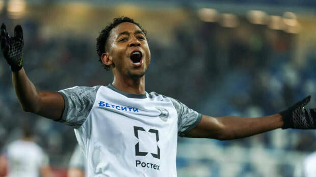 Талалаев в преддверии матча с «Рубином» рассказал, когда ждать возвращения нападающего «Балтики» Хиля