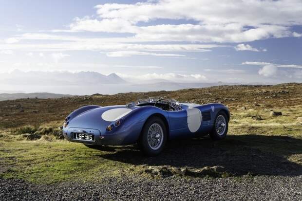 Компания Ecurie Ecosse выпускает семь ручных репродукций гоночного Jaguar C-Type