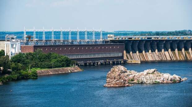 На Украине заявили о критическом состоянии Днепровской ГЭС