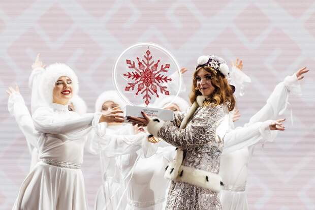 Рязань отдала снежинку Вологде, в городе прошло закрытие проекта «Новогодняя столица России — 2026»